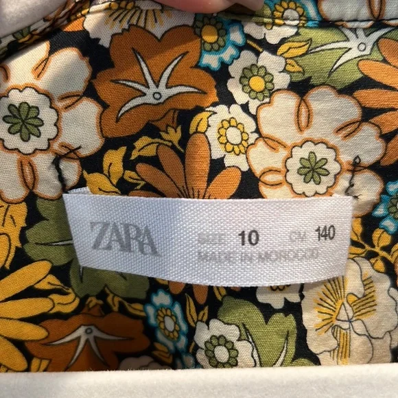 Zara size 10 blouse. Worn once for pictures. - Picture 3 of 7